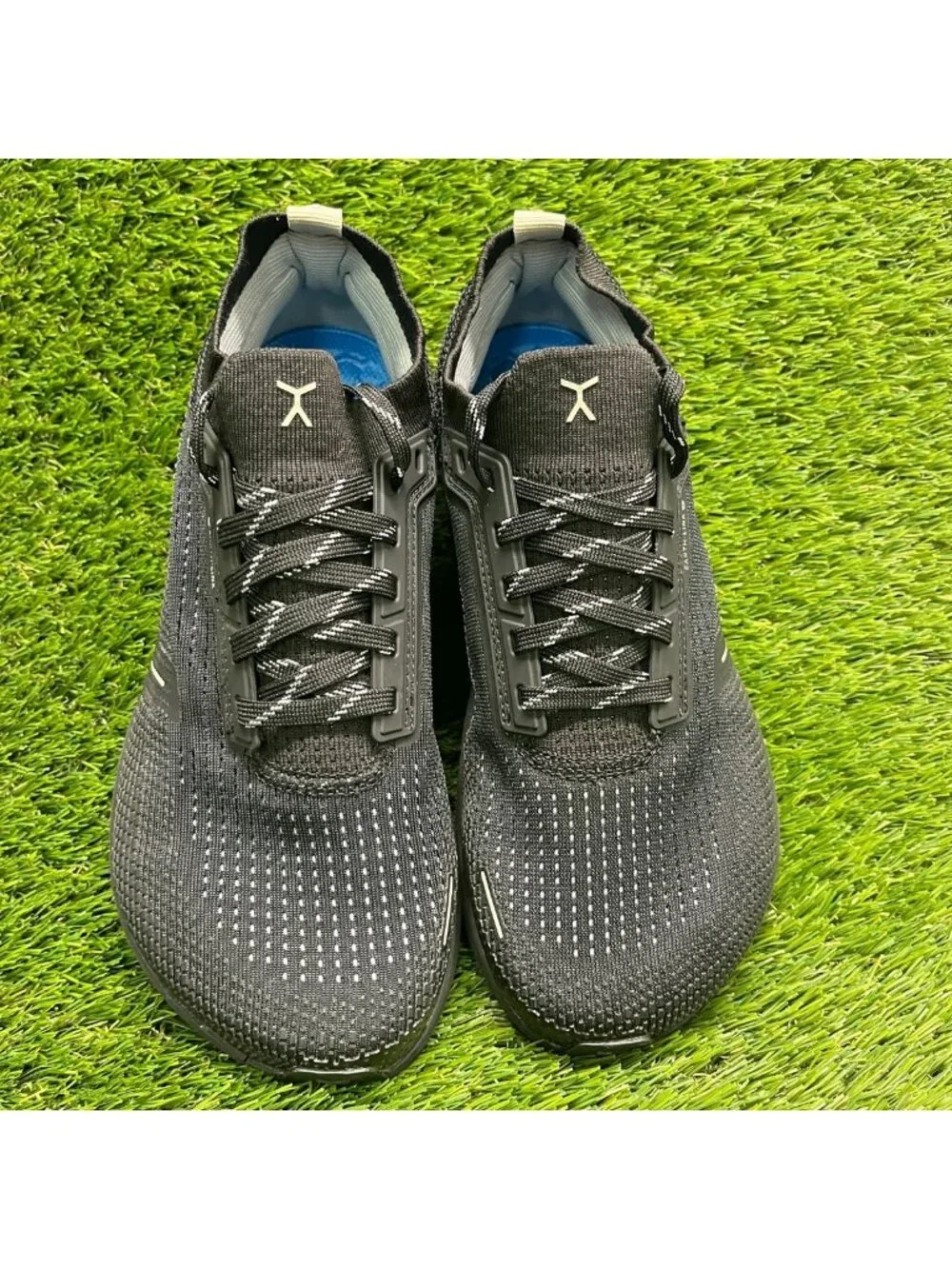 Flux Footwear Adapt Trail Runner Black Womens Size 8 Athletic Shoes Sneakers